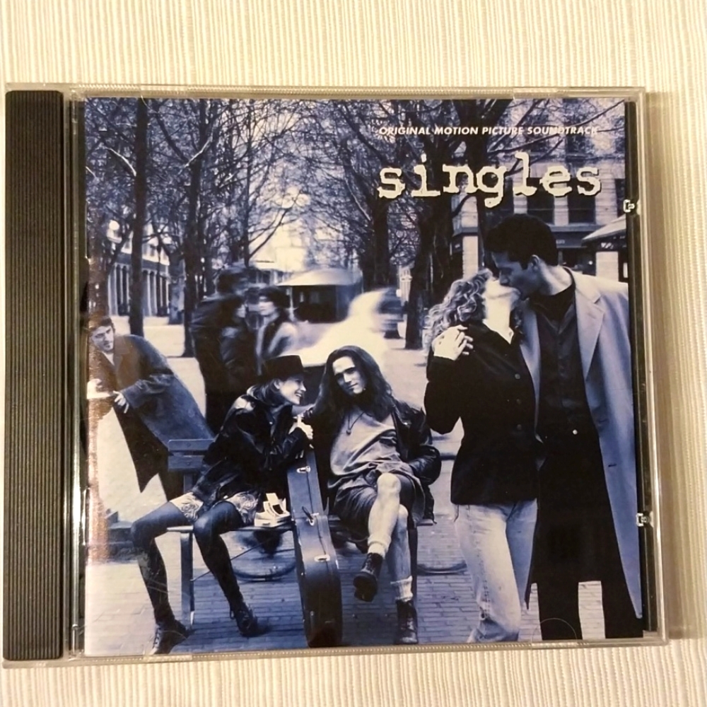 Singles soundtrack CD  EUC